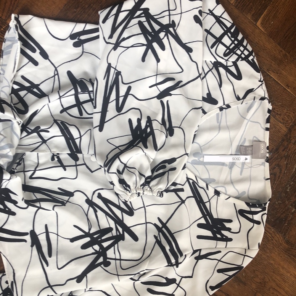 Blouse - Picture 2 of 2